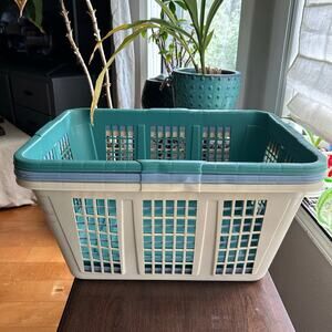 3 Rubbermaid Vintage Laundry Basket Hamper Tan Blue Green Rectangular